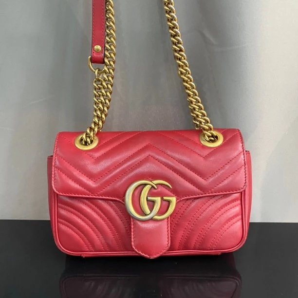 95新 GUCCI/古驰 马蒙22红色斜跨包翻盖时尚单肩