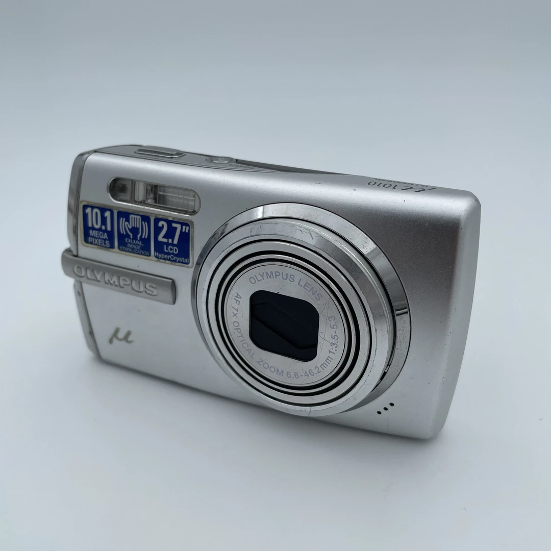 9新 Olympus/奥林巴斯 u1010拍照复古银色数码相机 带插D卡