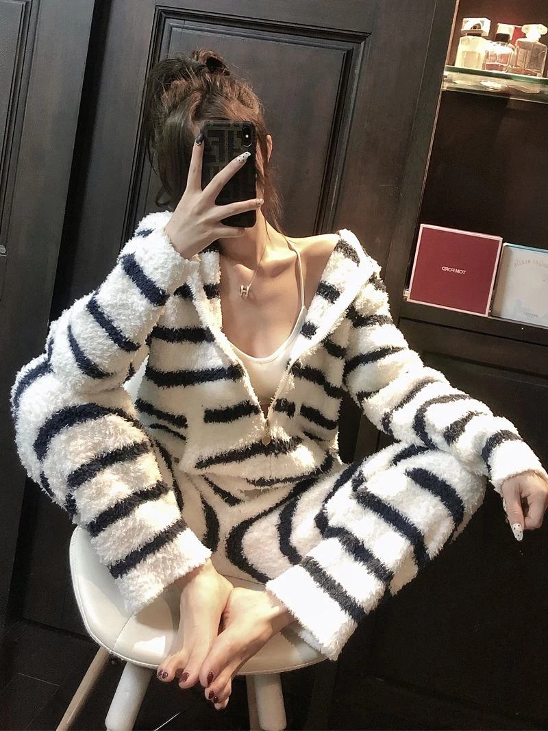 冬天少女条纹半边绒长袖睡衣女冬季新款加厚家居服长裤套装可外穿