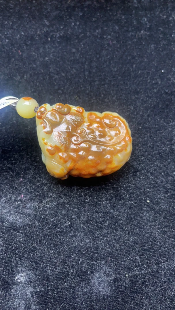 精品河磨玉手把件