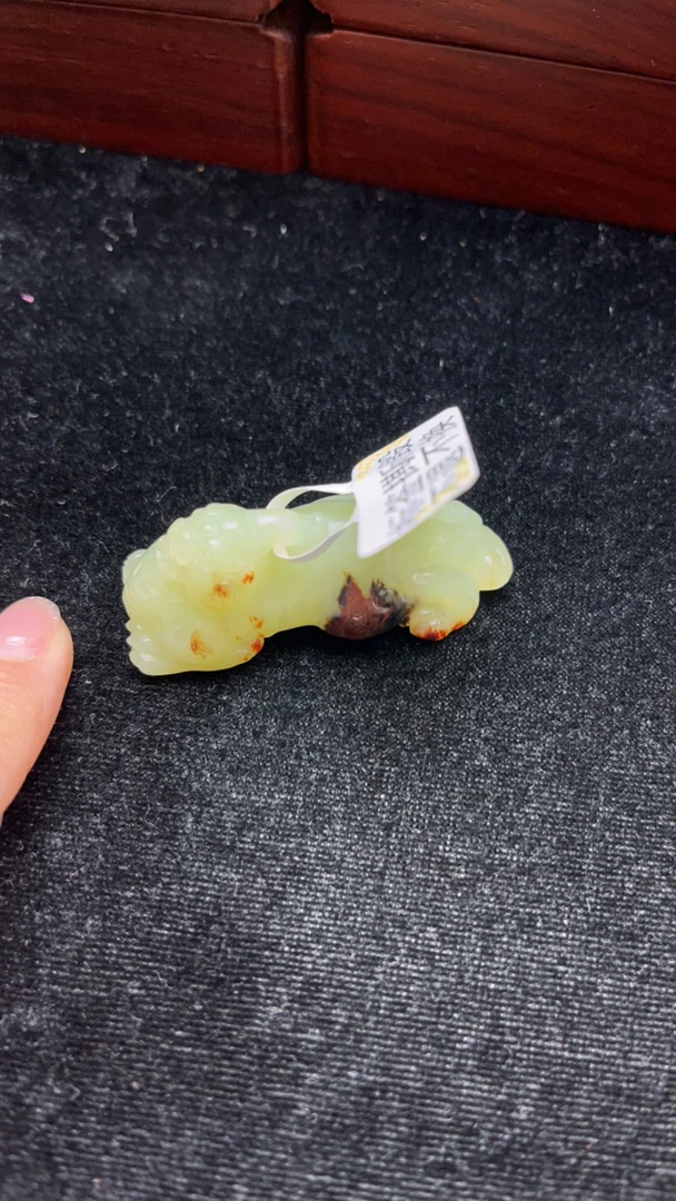 精品河磨玉挂件吊坠