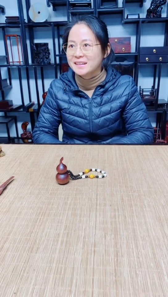 【闪购商品】1根雕随机5个手把件