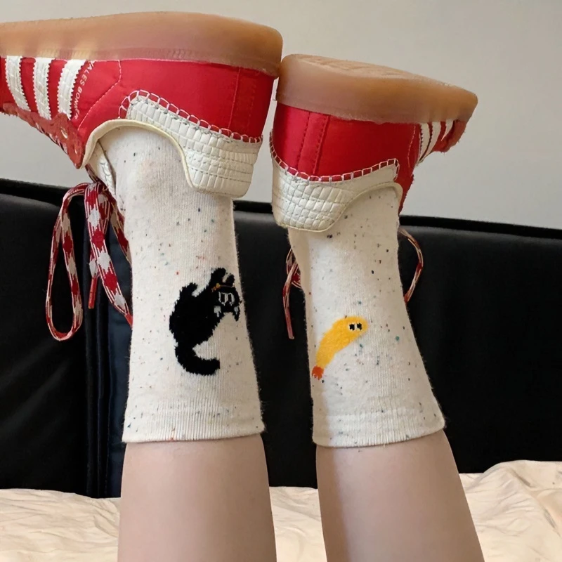 加厚保暖秋冬卡通天妇罗袜子女学院风中筒袜少女心简约百搭堆堆袜