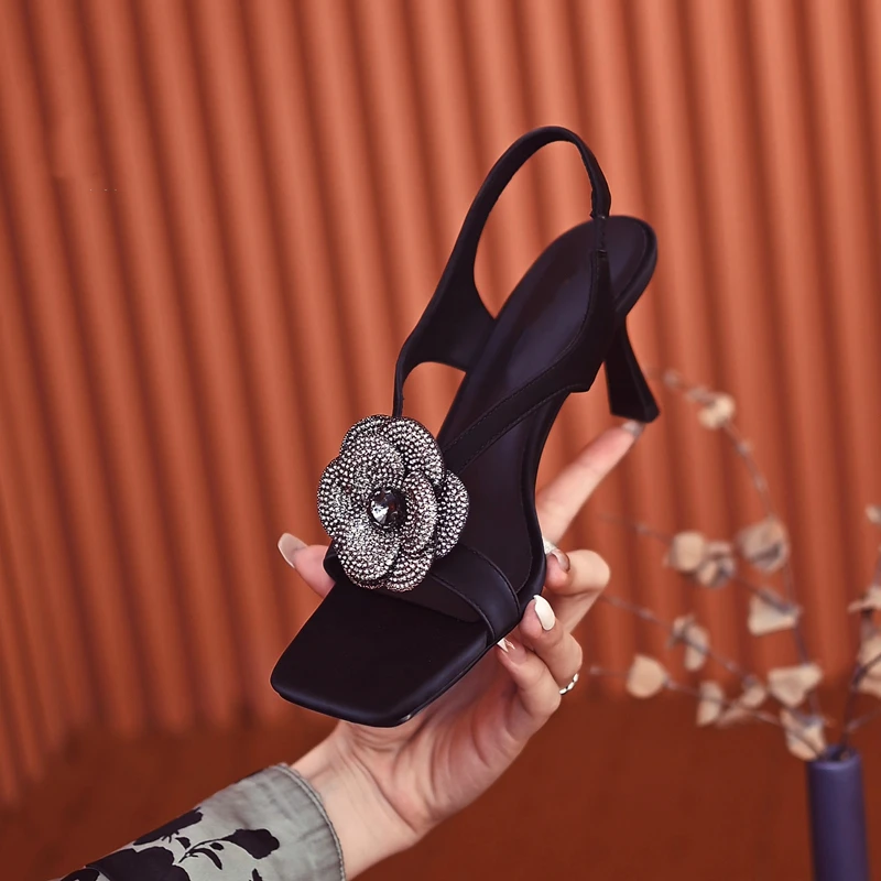 山茶花方头时装高跟凉鞋女夏百搭配裙子2025年新款细跟优雅高跟鞋