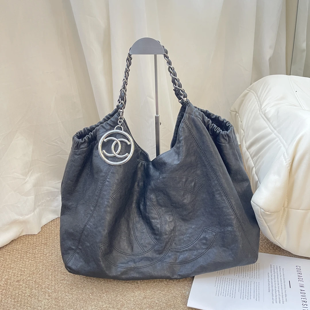 95新 Chanel/香奈儿 Chanel 黑银 牛皮大双C托特/620879282
