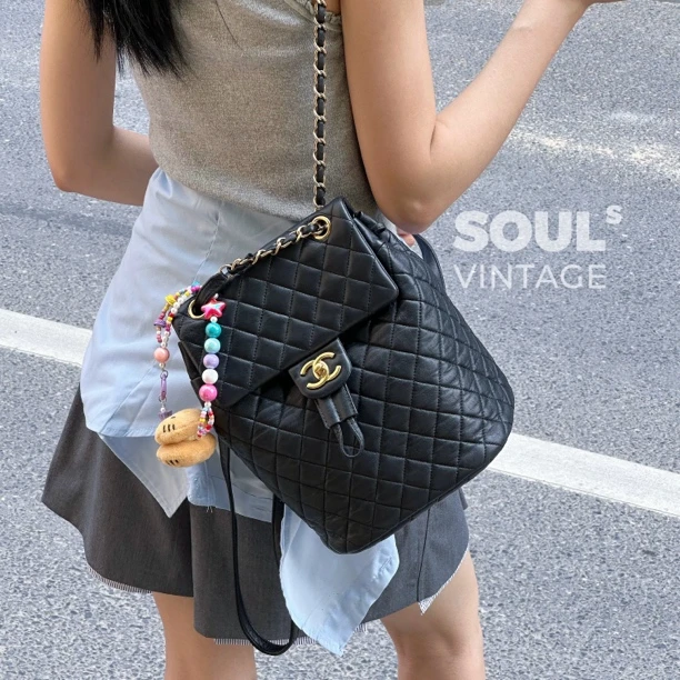 95新 Chanel/香奈儿 定金 黑金羊皮萨尔茨堡小号双肩/641264591