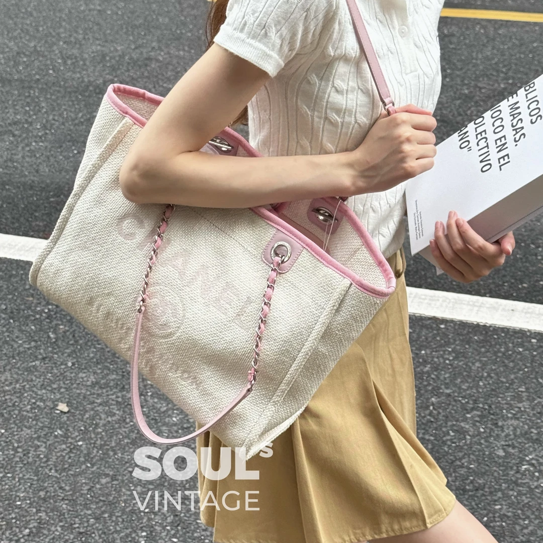 95新 Chanel/香奈儿 fl66 Chanel粉白帆布拼皮沙滩中号/643044231