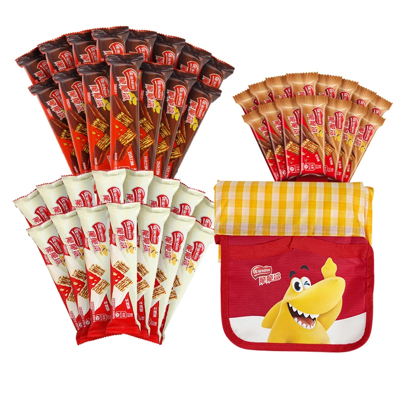 雀巢脆脆鲨45条+野餐垫威化饼干