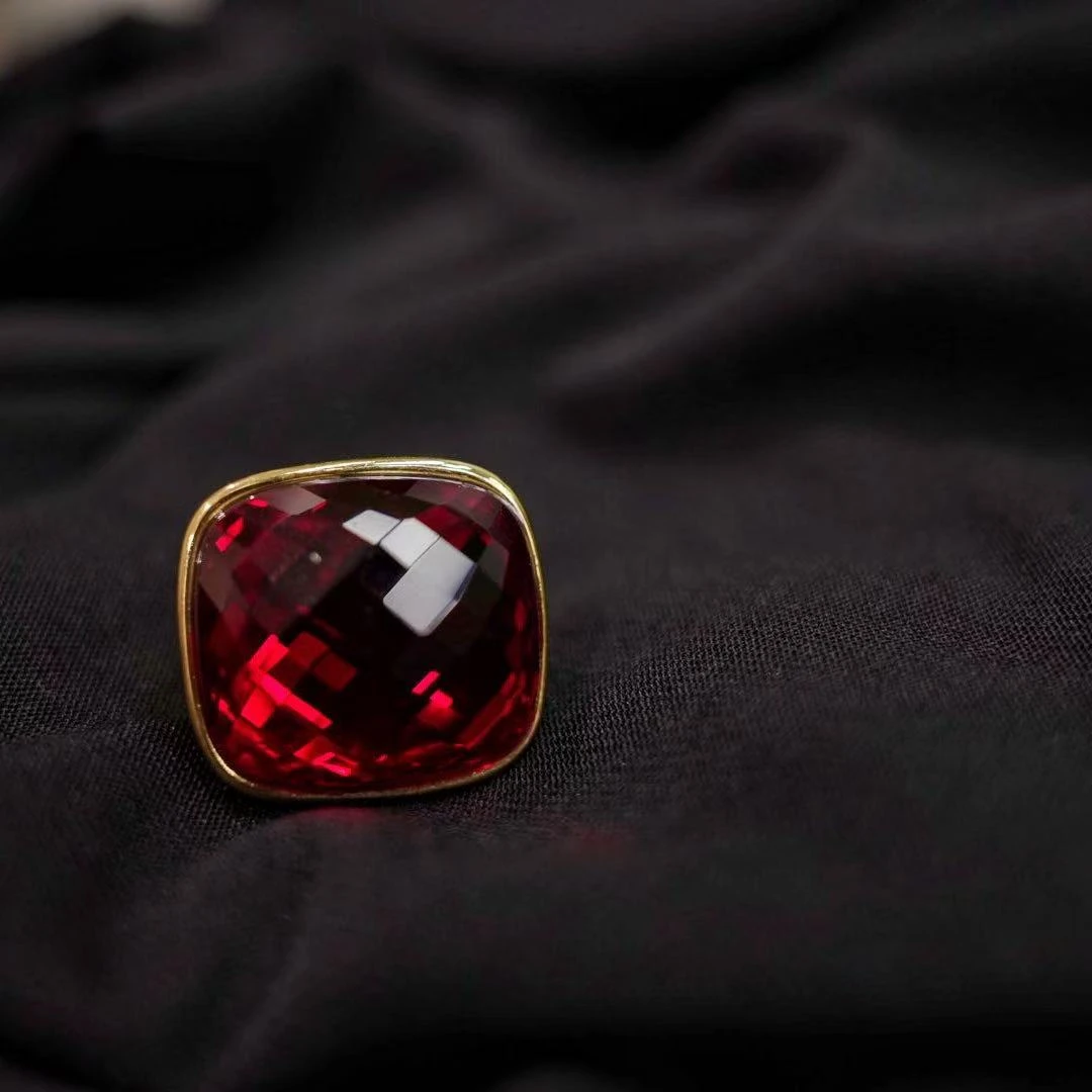 钛钢琉璃戒指 78-10几何方形戒指红色复古古风中古镶嵌