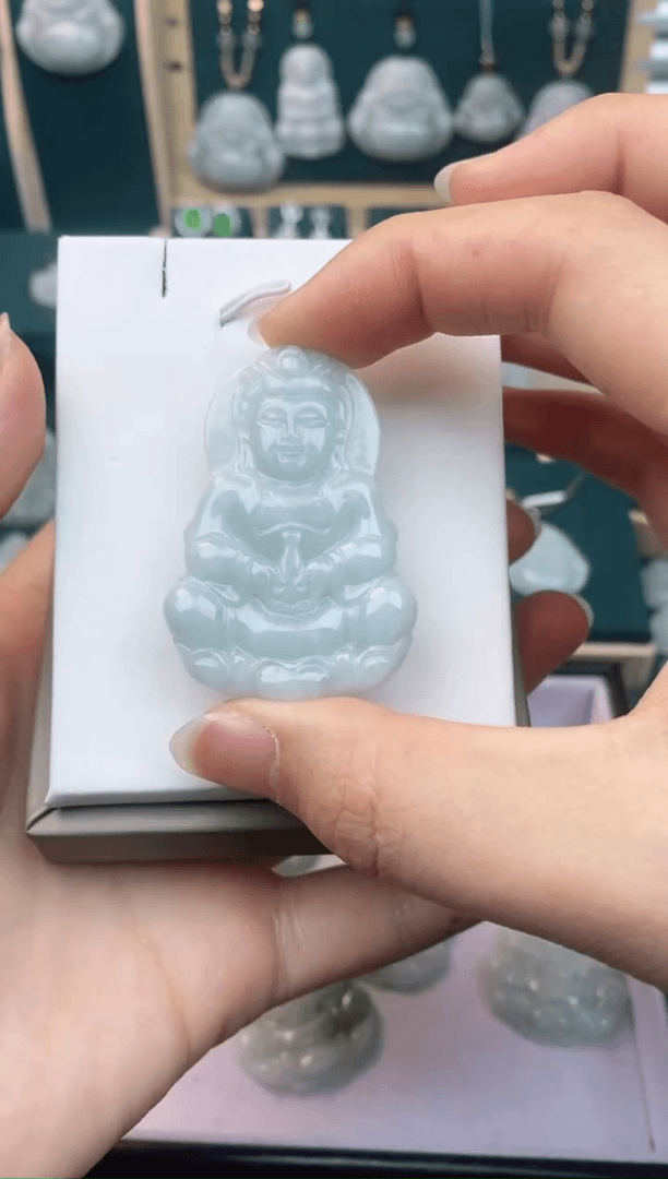 【闪购商品】翡翠颈饰未镶嵌观音（多样性发货发其一）