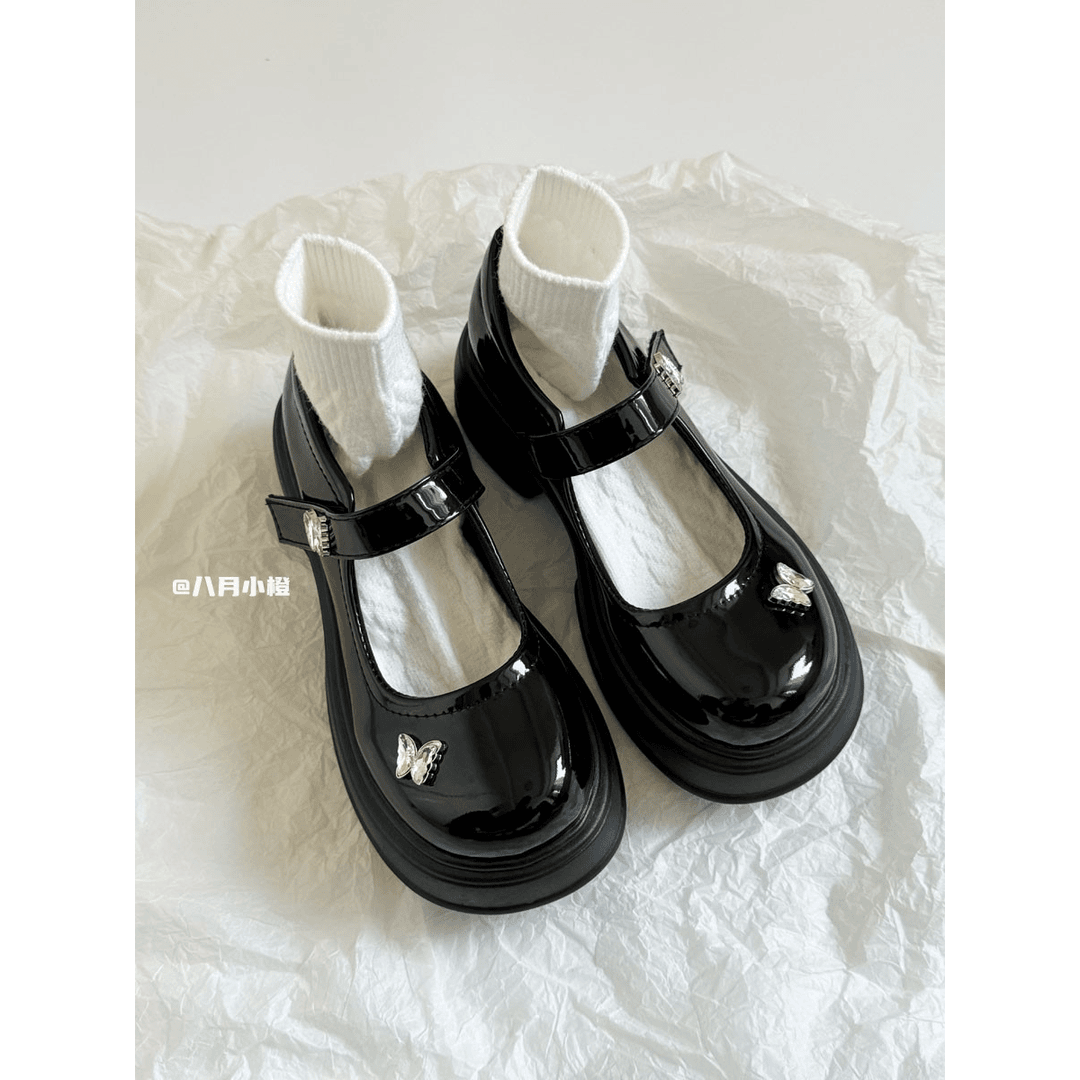 小皮鞋女厚底粗跟温柔甜美水钻蝴蝶一字扣JK复古玛丽珍单鞋潮春夏