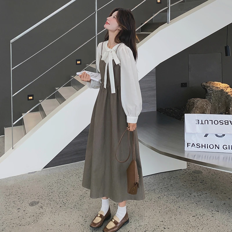 时尚减龄拼接假两件连衣裙女2024秋季新款设计感系带领口过膝长裙