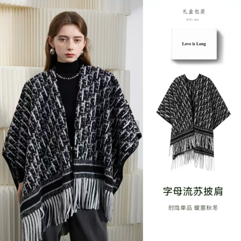 Love is long欧美流苏斗篷披肩秋冬披风外搭网红同款保暖