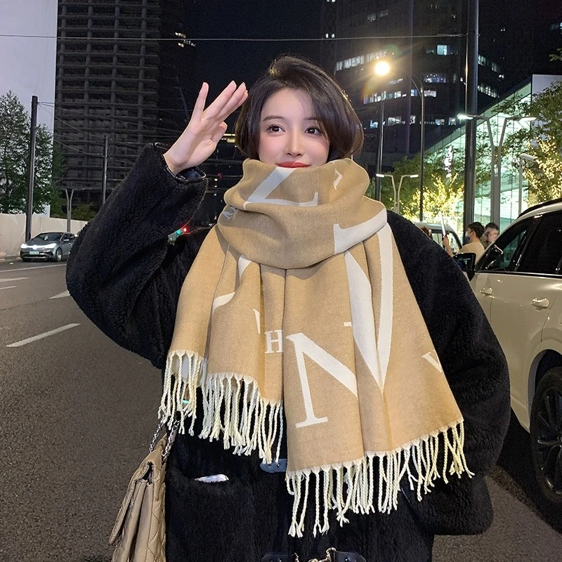 Love is long【小铃铛】欧美字母时尚百搭加厚保暖秋冬双面围巾女