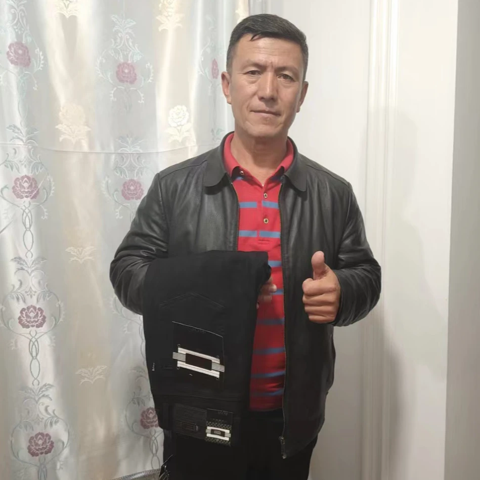 8801男士牛仔裤 B00 IXTAN