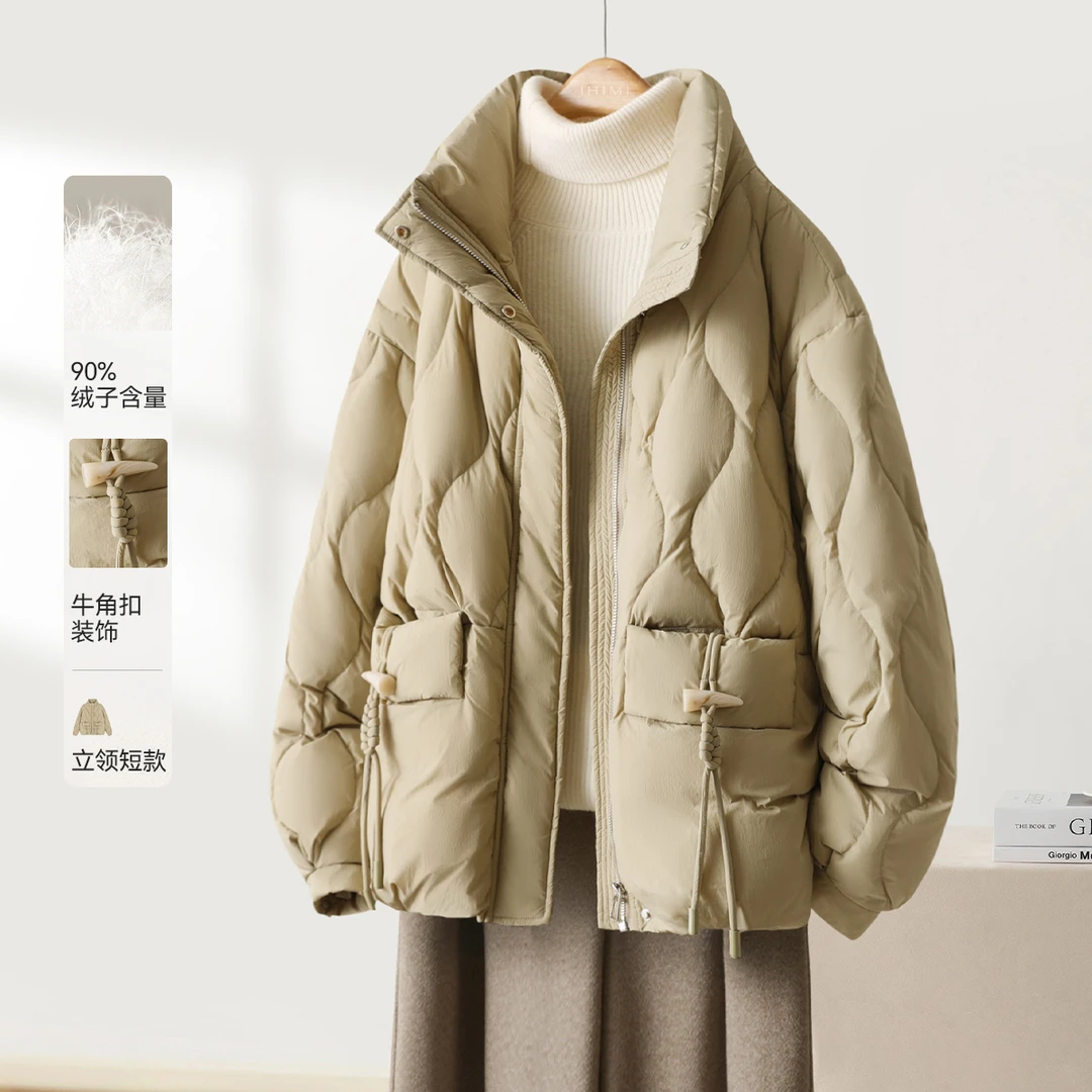 IHIMI/海谧2024年冬季新款女装时尚休闲牛角扣装饰设计羽绒服外套