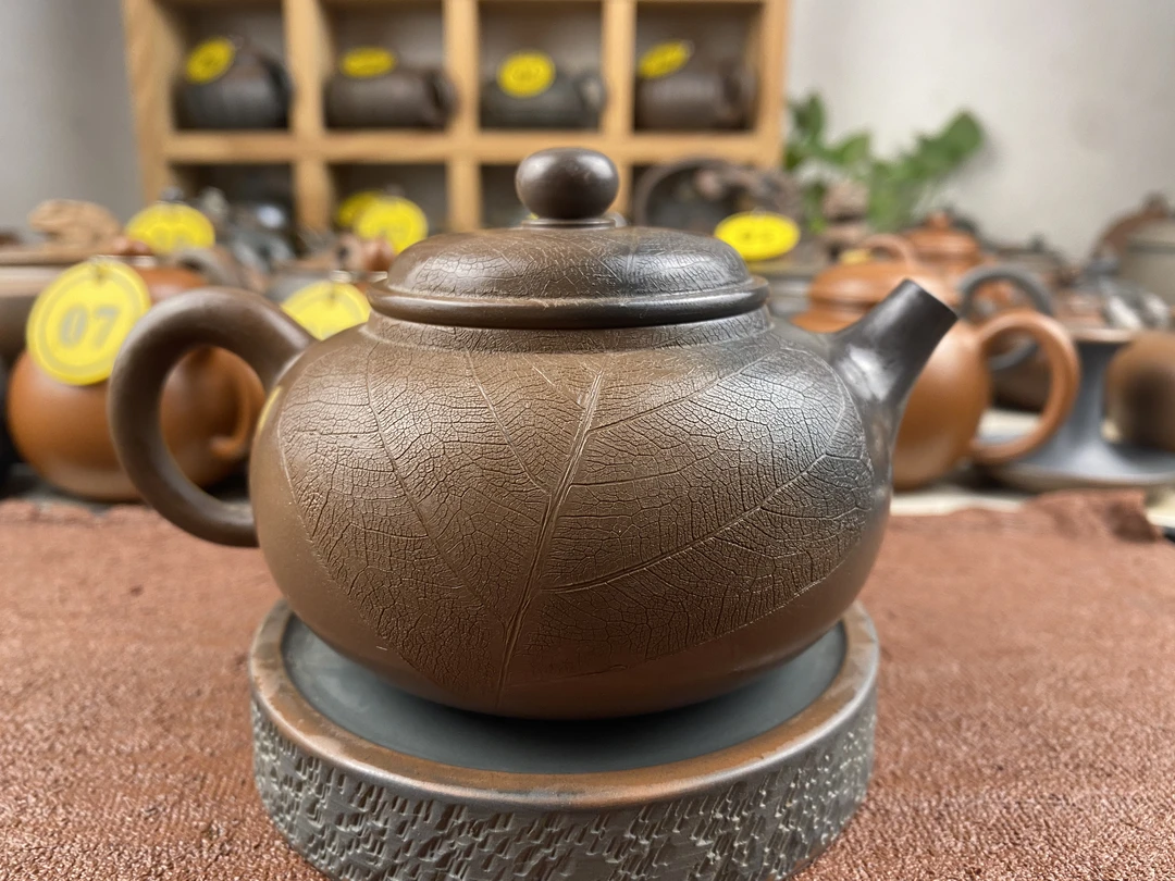 广西坭兴陶茶具 一叶知秋 菩提树叶 220cc 全手工制作原矿紫泥茶