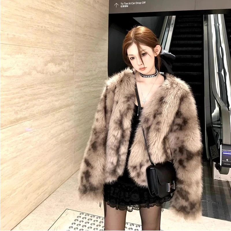 环保皮草女冬2024仿皮草毛毛短外套皮毛一体仿狐狸毛加厚荒野妲己