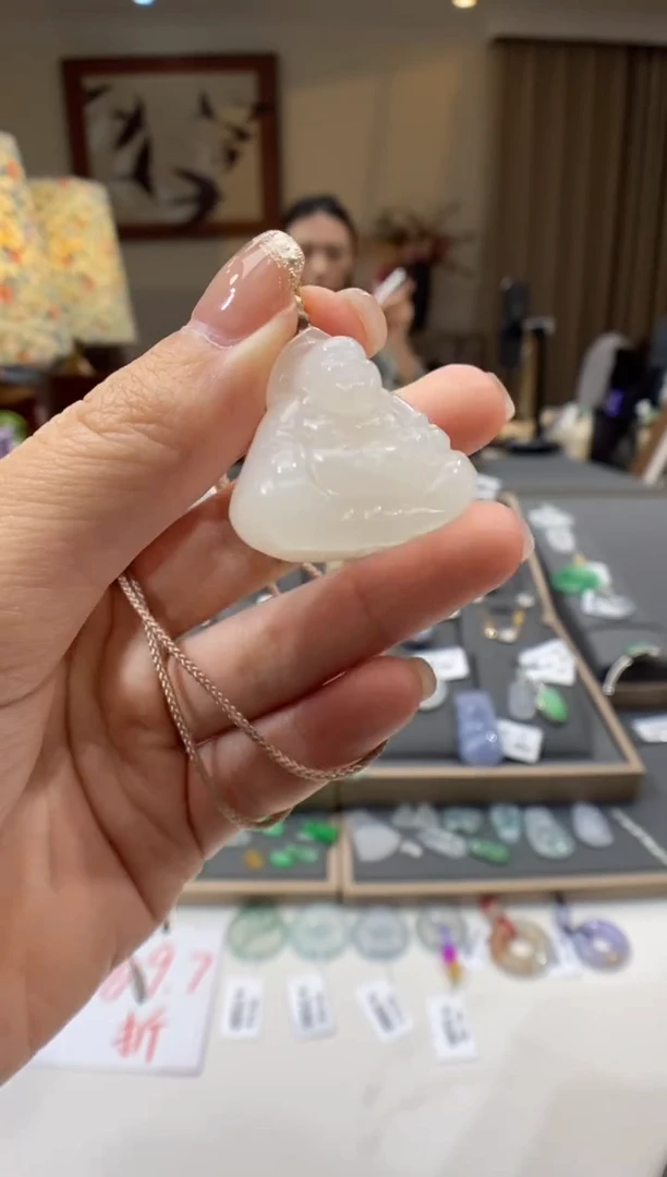 【闪购商品】和田玉颈饰未镶嵌宝宝佛