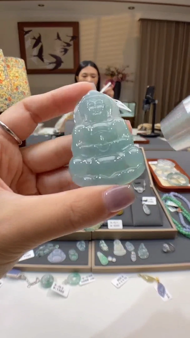 【闪购商品】翡翠颈饰未镶嵌观音