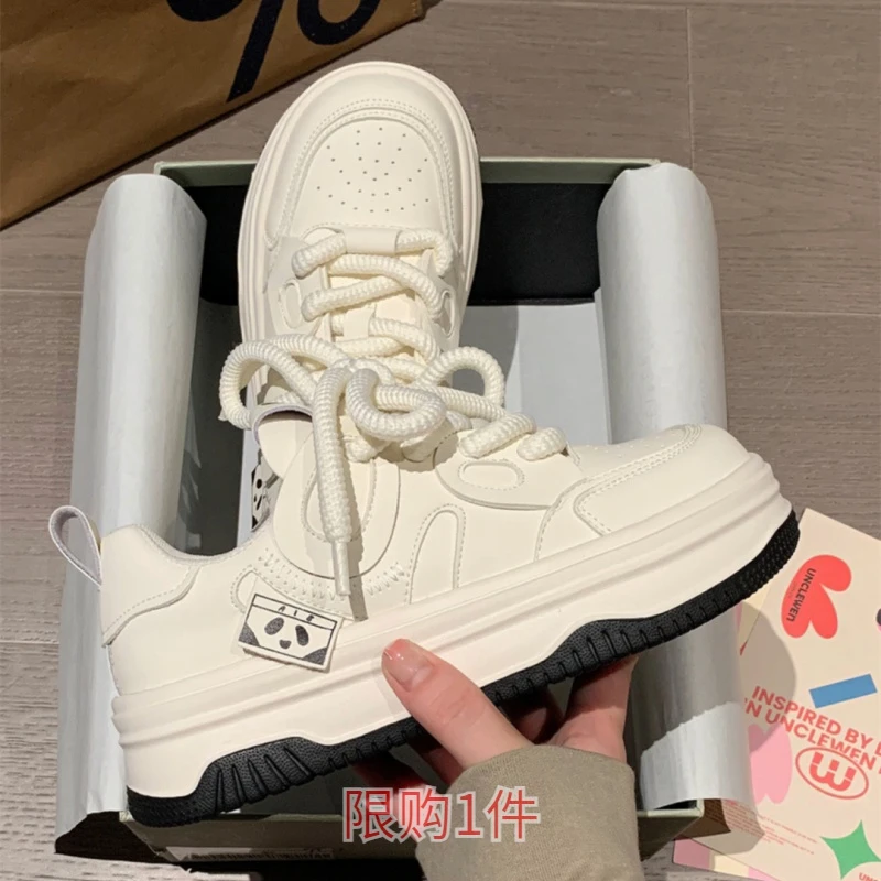 红蜻蜓牌高颜值外穿法式爆款软皮休闲运动小白鞋子女学生厚底潮流