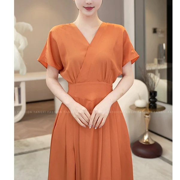 现货2025夏季新款【心想事橙】气质法式减龄收腰显瘦设计纯色连衣裙