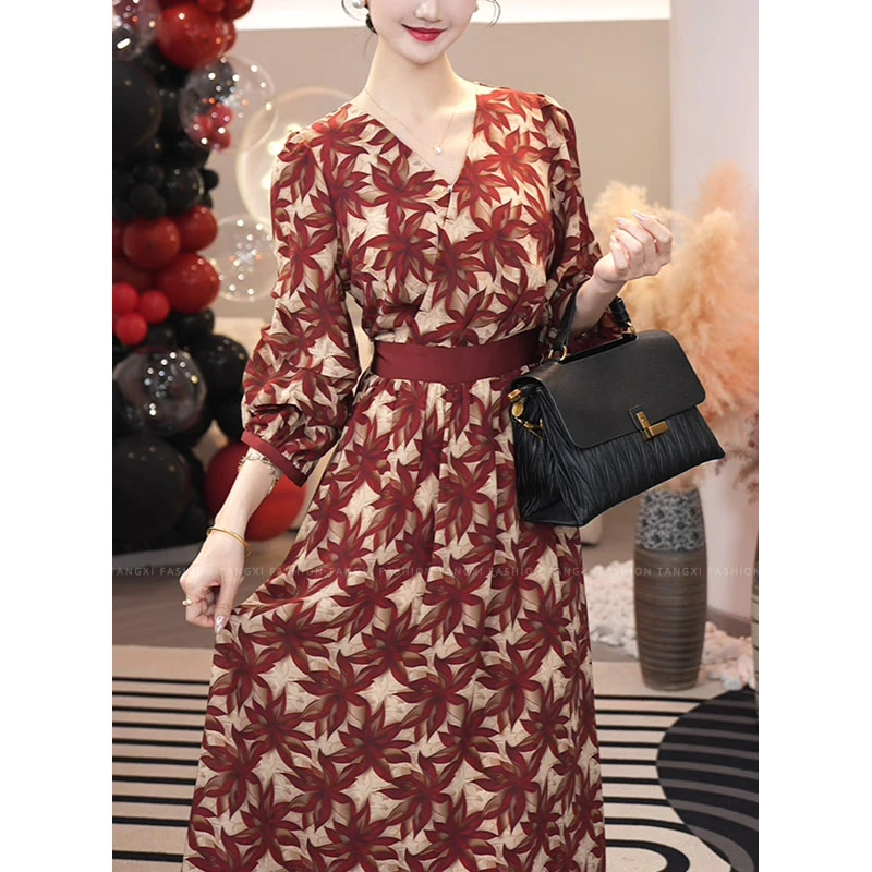 现货2025早秋新款【1815】气质小众茶歇裙红色松紧收腰连衣裙子