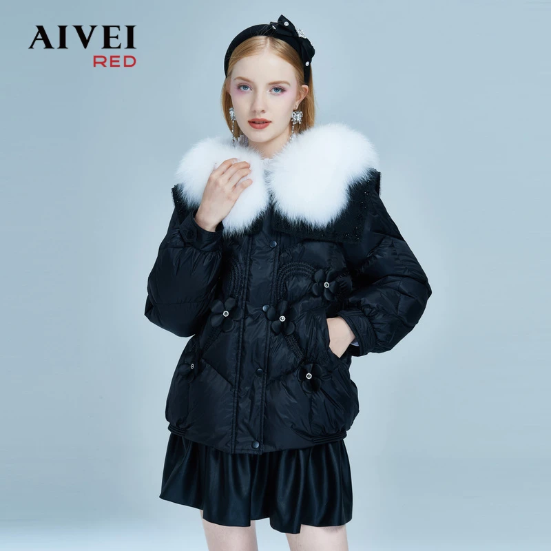 AIVEI冬新气质毛领披肩花朵钉珠羽绒服 P066S116