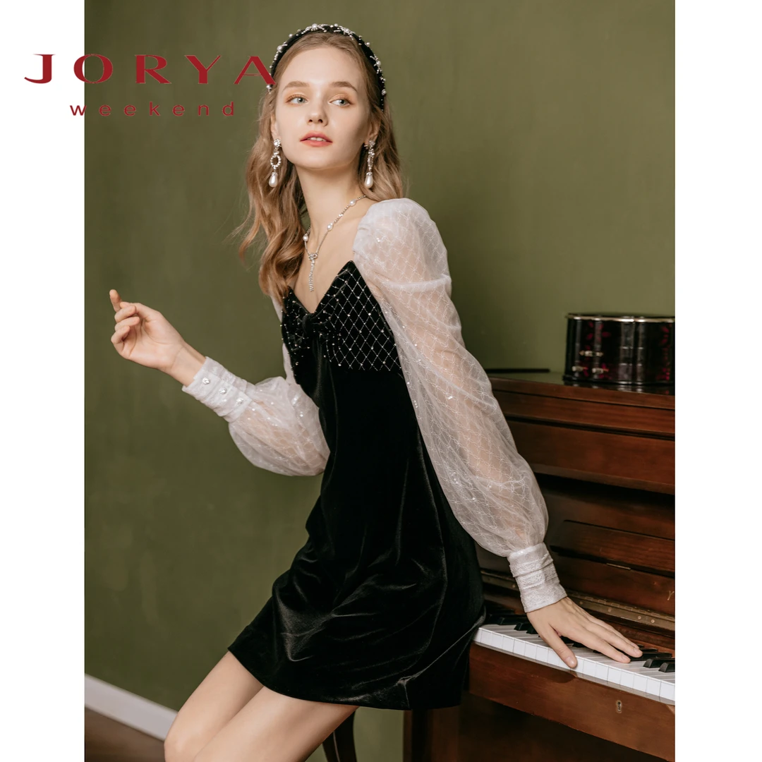 卓雅周末桃心领复古丝绒蝴蝶结连衣裙EJWCCQ04