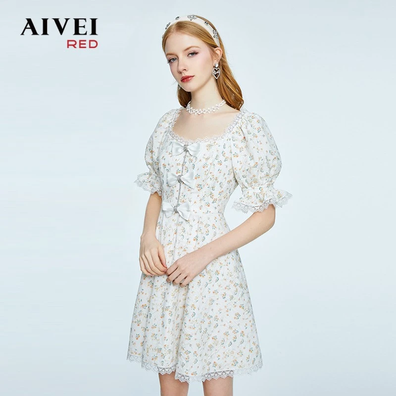 AIVEI艾薇蕾丝边收腰小清新碎花连衣裙P036S085