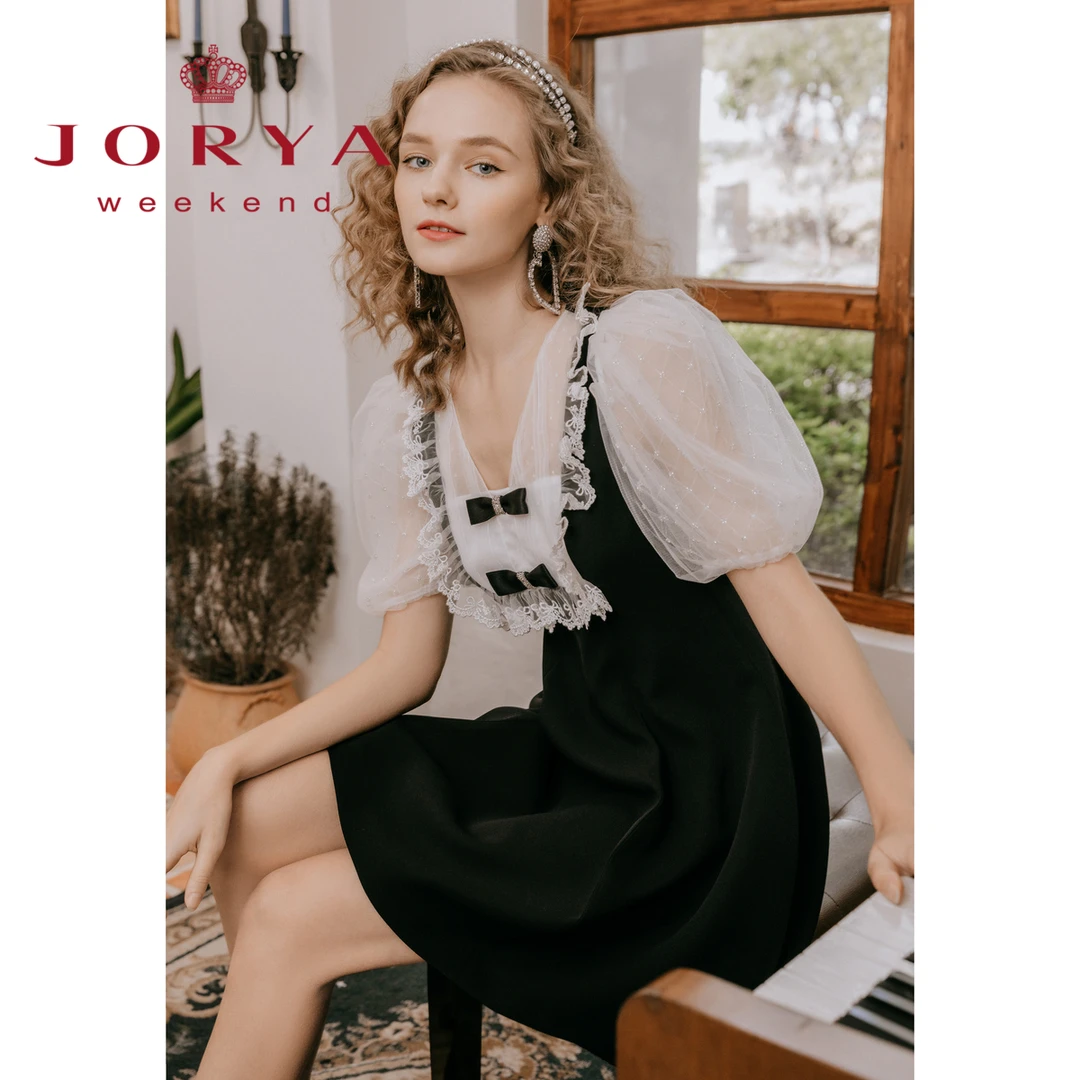 卓雅周末复宫廷风蕾丝钩花荷叶边连衣裙EJWCBR64