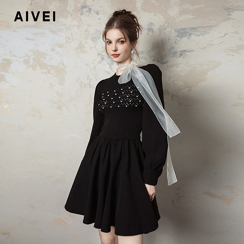 AIVEI24冬名媛淑女知性温柔镂空连衣裙R764002A