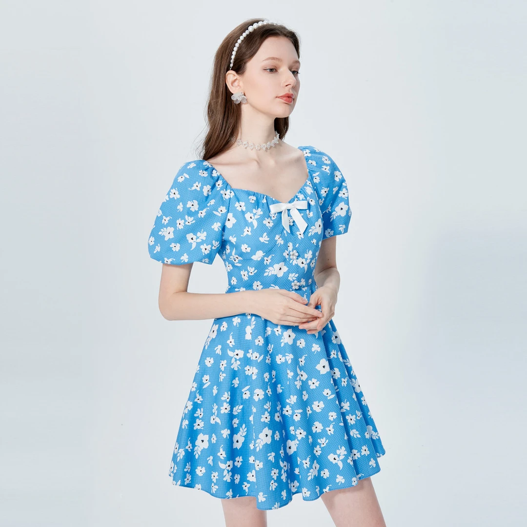 【若谷粉丝专属】AIVEI桃心印花高腰高级感减龄气质连衣裙P0360018