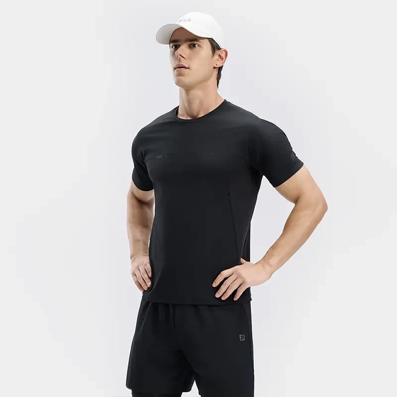 Fila/斐乐新款男生运动户外休闲透气排汗时尚舒适短袖A11M431126F