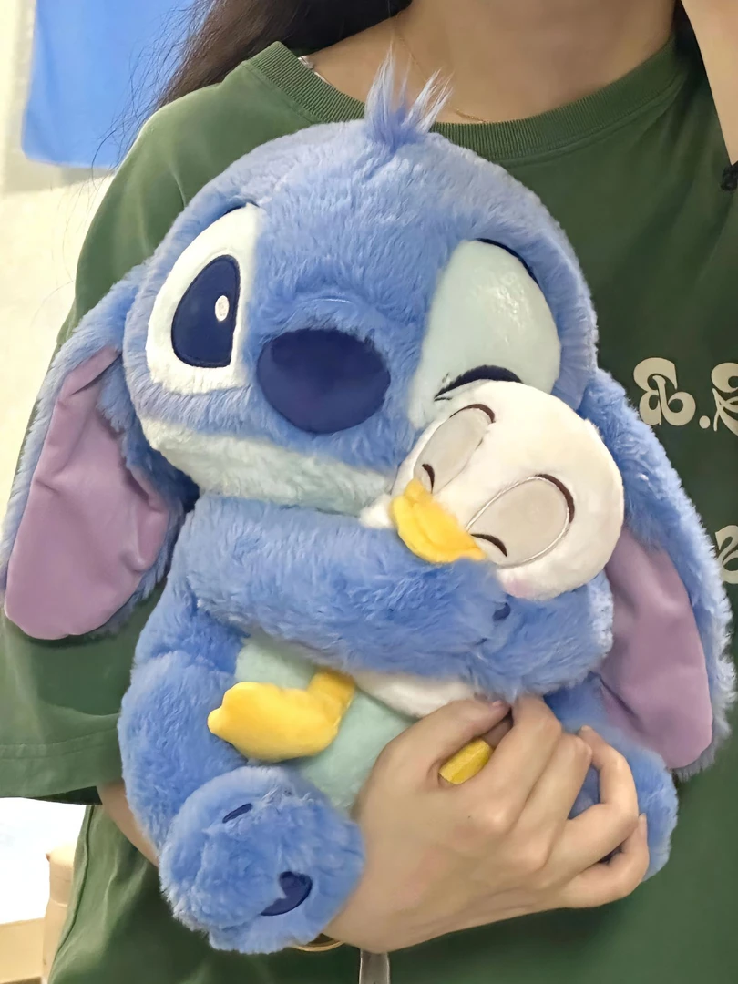【现货】抱鸭史迪仔玩偶史迪奇公仔毛绒玩具睡觉抱枕女孩生日礼物