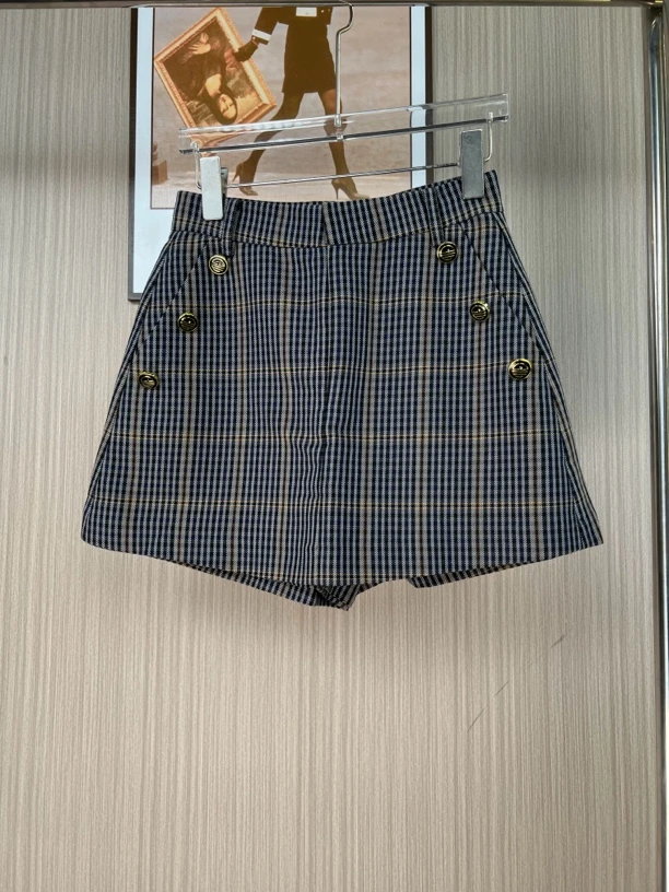 057品牌撤柜女装曼家时尚设计款气质短裤