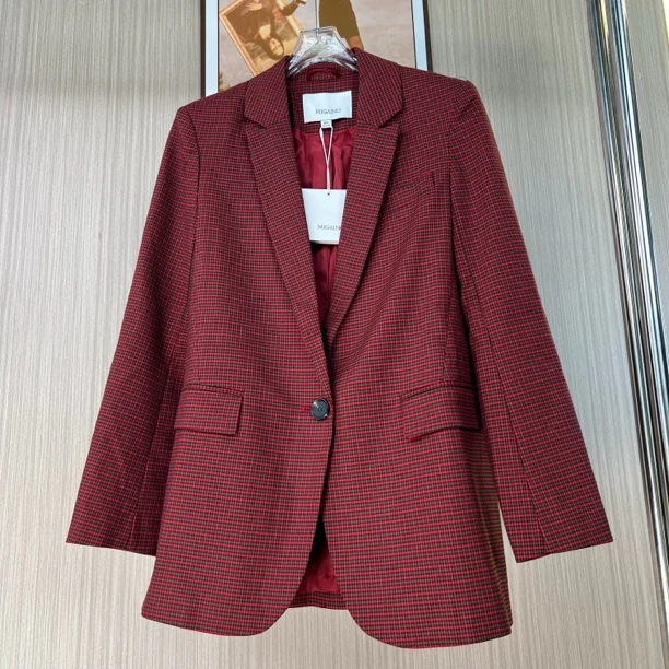 702品牌撤柜女装曼家时尚设计款西装外套