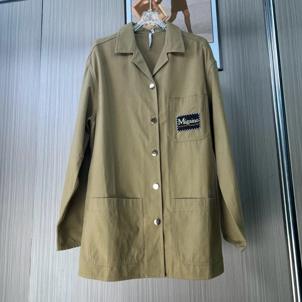 084品牌撤柜女装曼家时尚设计款外套