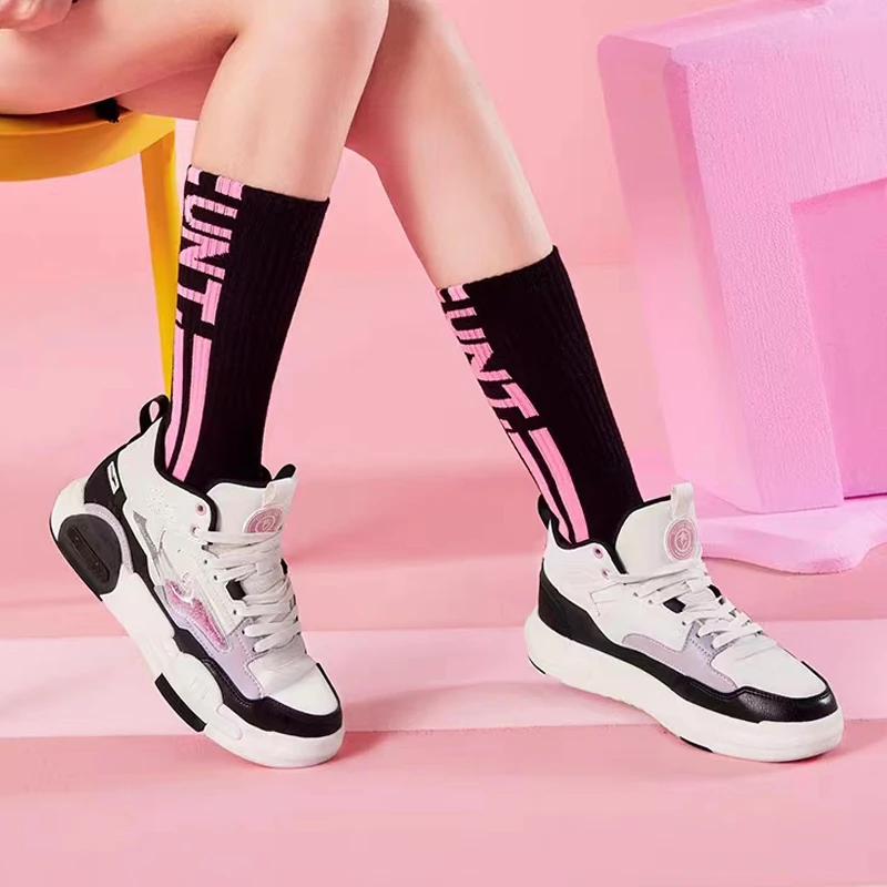 【特价款】奶油丨鸿星尔克春新款休闲鞋潮流百搭软底舒适运动鞋1415