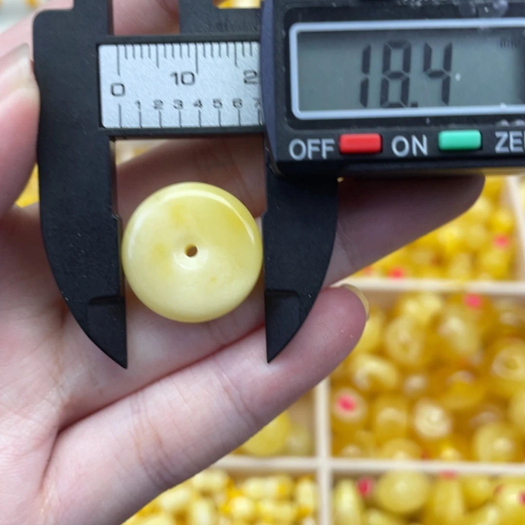 【闪购商品】琥珀裸石未镶嵌