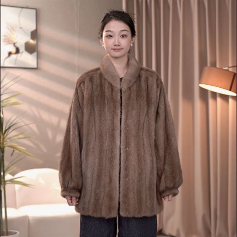 毕诗恋 帕丝物条小母貂分刀工艺小立领一手长百搭女装冬季气质