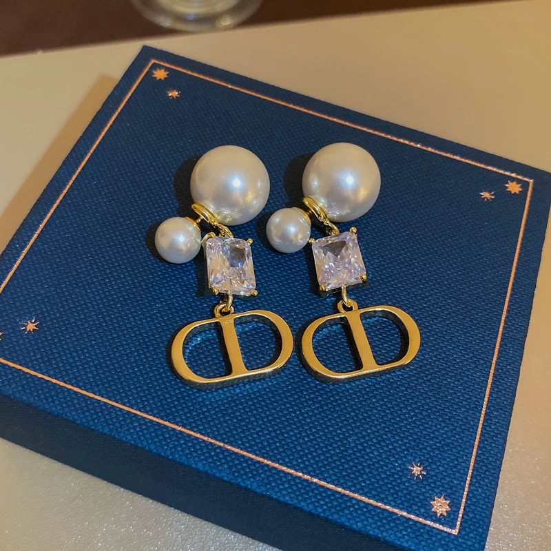 合金耳饰 法式小众长款经典金色精致优雅镶嵌