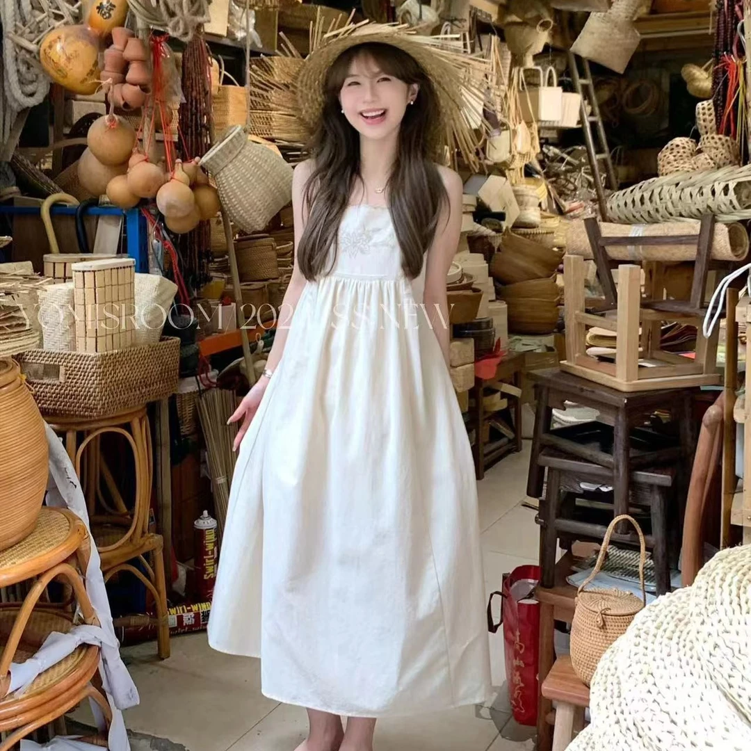 YOMI小个子定制【雾云浅夏】简约气质镂空拼接绣花设计感吊带连衣裙