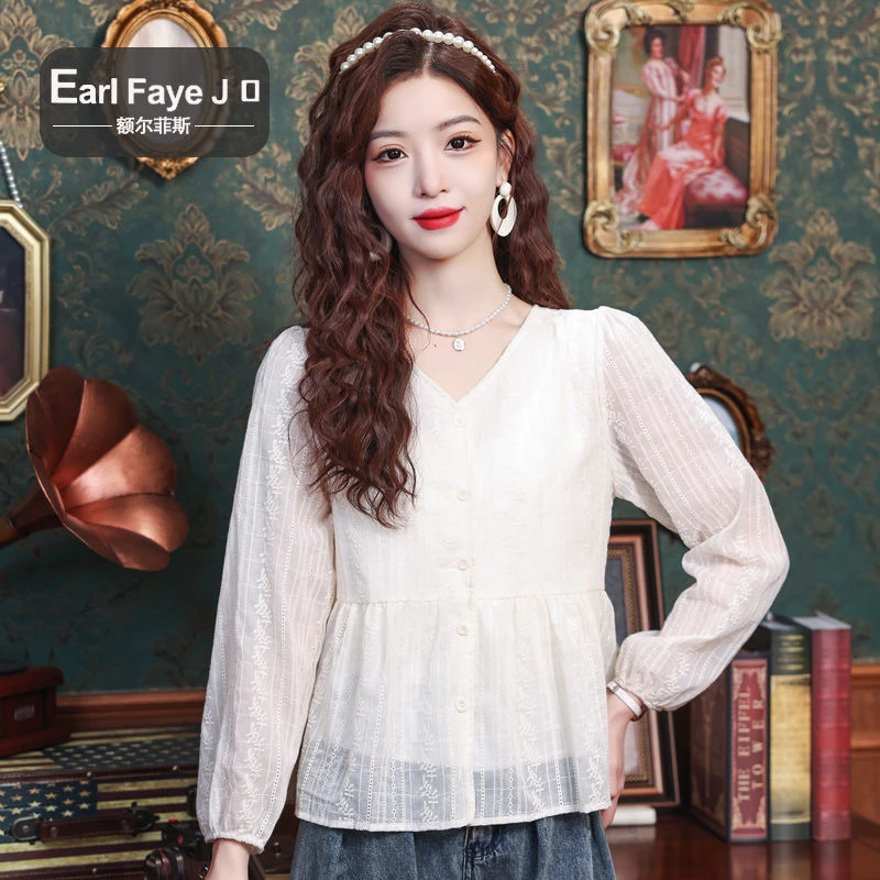 法式刺绣蕾丝衬衫女上衣秋季新款时尚蕾丝衬衣宽松显瘦雪纺开衫女