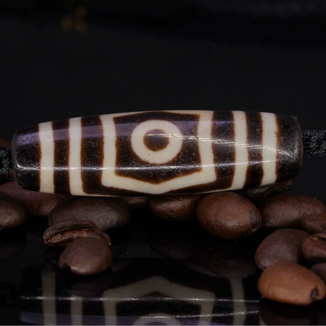 聚缘宝盖三玛瑙珠  42/12.3mm