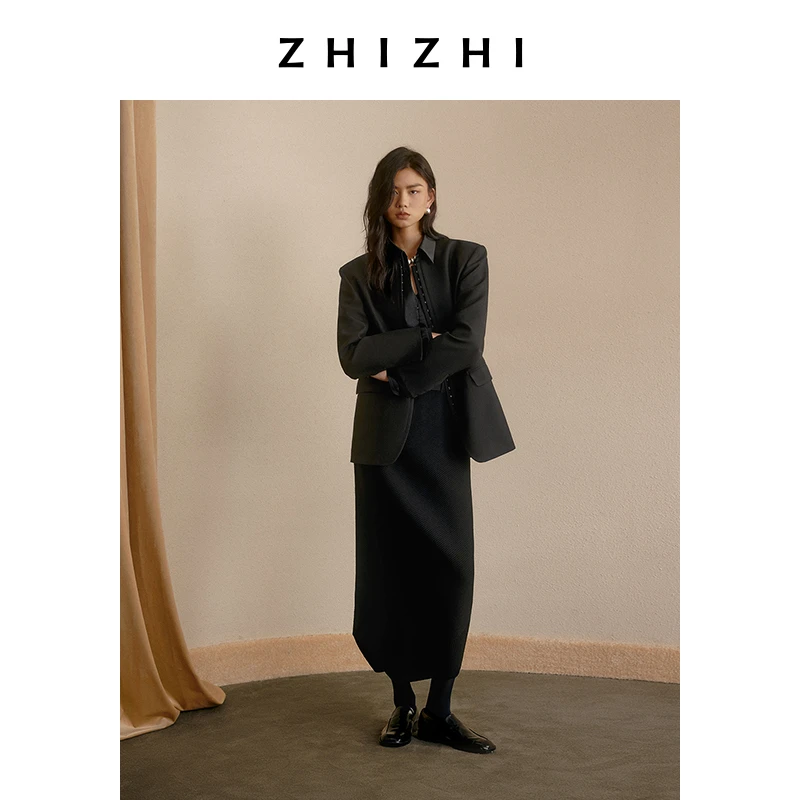 【橱窗】仙乡子 艺术感垂坠半身裙2024新款针织长裙ZZ2DAKBT023