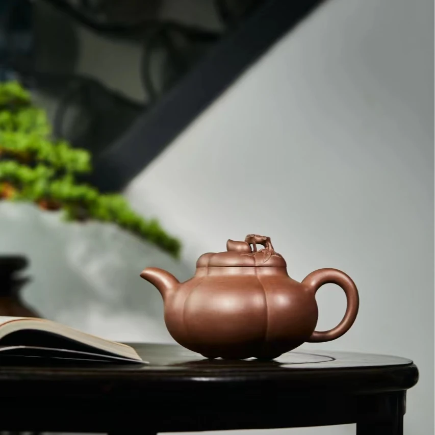 宜脉 宜兴紫砂壶 何道洪 上合桃 底槽清