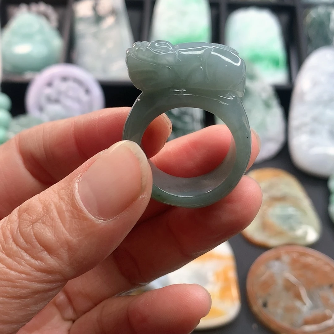 【闪购商品】翡翠颈饰未镶嵌