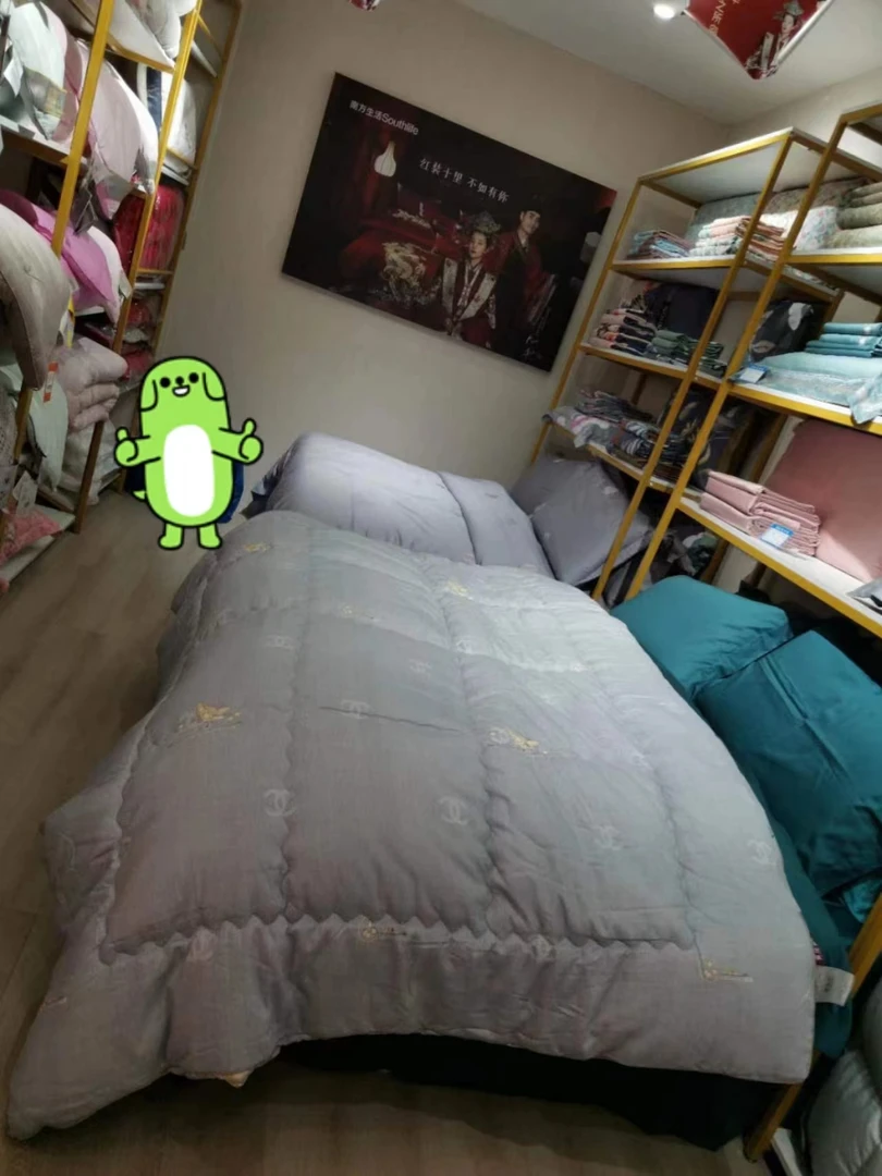 爱心家纺学生宿舍专用羽丝绒棉被150*200 cm
