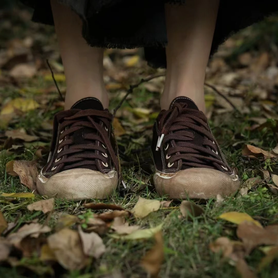 麻依者岩染深绣红帆布鞋1206